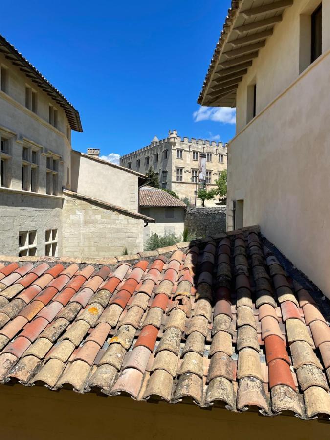 Appartement Aux Pieds Du Palais Des Papes. Avinhão Exterior foto